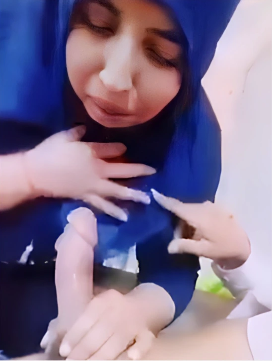 Sepongan Bunda Emang Mantap Bikin Nagih Birahijab